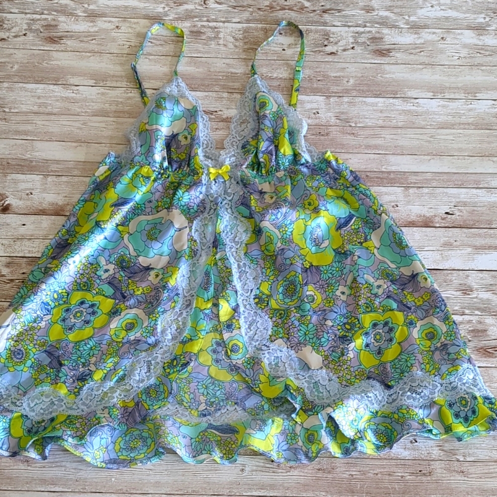 Victoria's Secret Satin Retro Floral Lace Babydoll Nightie S - Picture 6 of 16